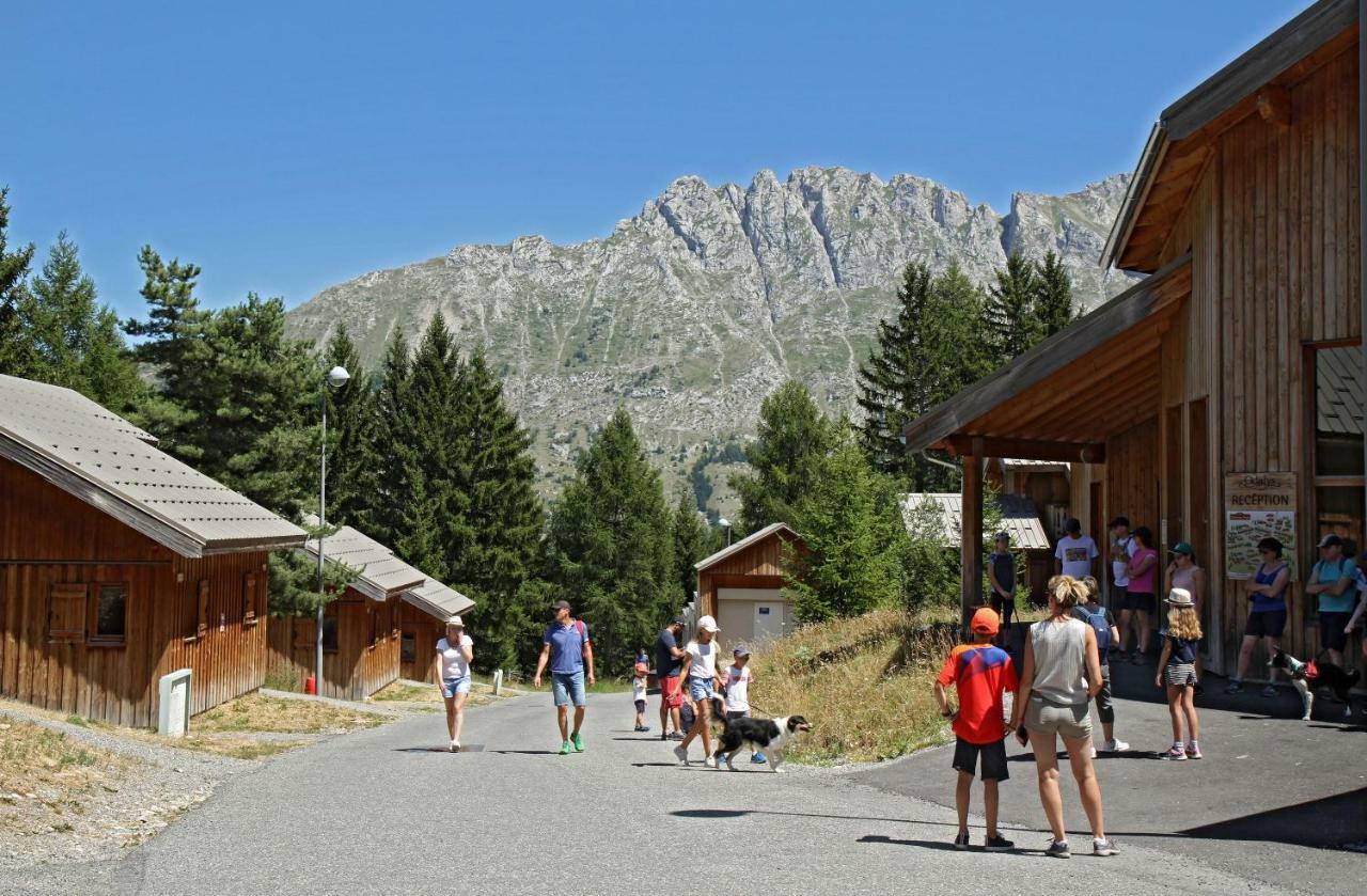 Residence Odalys L'Oree Des Pistes Le Devoluy Bagian luar foto
